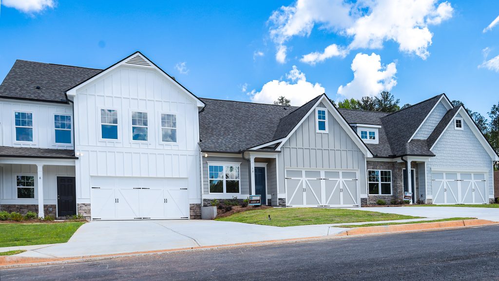 Townhomes in Newnan GA at Retreat at Browns Ridge